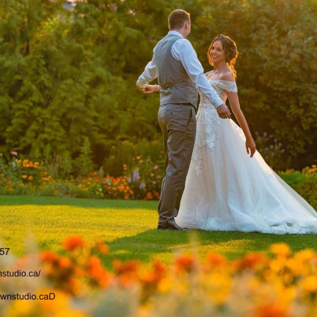 Wedding Photography Kelowna | Brownstudio.ca Wedding Photography Kelowna | Brownstudio.ca