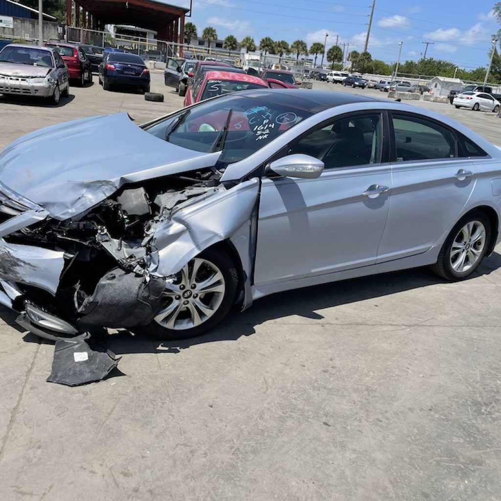 Junk Car Miami Cash For Cars | buyjunkcars4cash.com