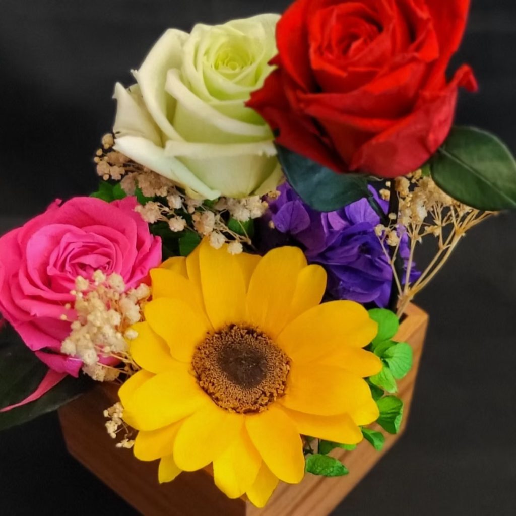 Eternal Roses: Unique Keepsakes Near You
