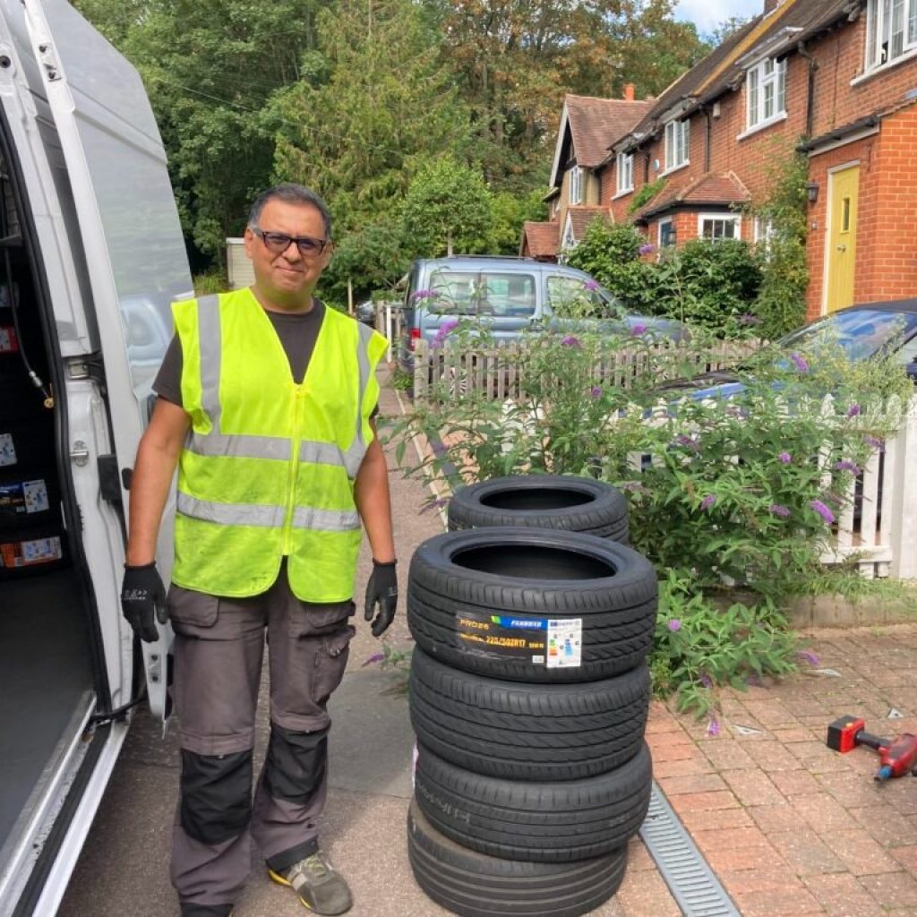 On-site Tyre Fitting for Your Car: Fast, Convenient and Local On-site Tyre Fitting for Your Car: Fast, Convenient and Local