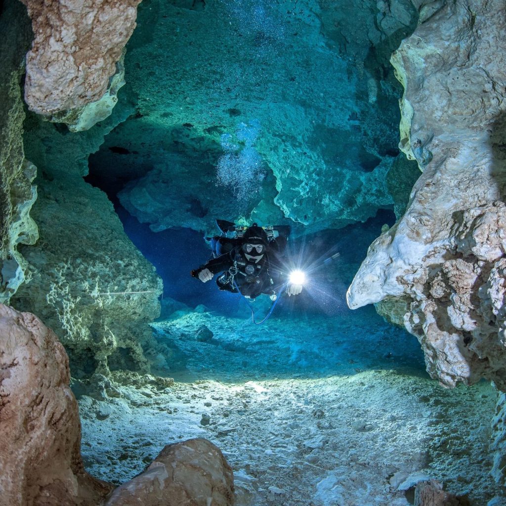 Explore Subterranean Wonders: A Guided Caving Dive Adventure Explore Subterranean Wonders: A Guided Caving Dive Adventure