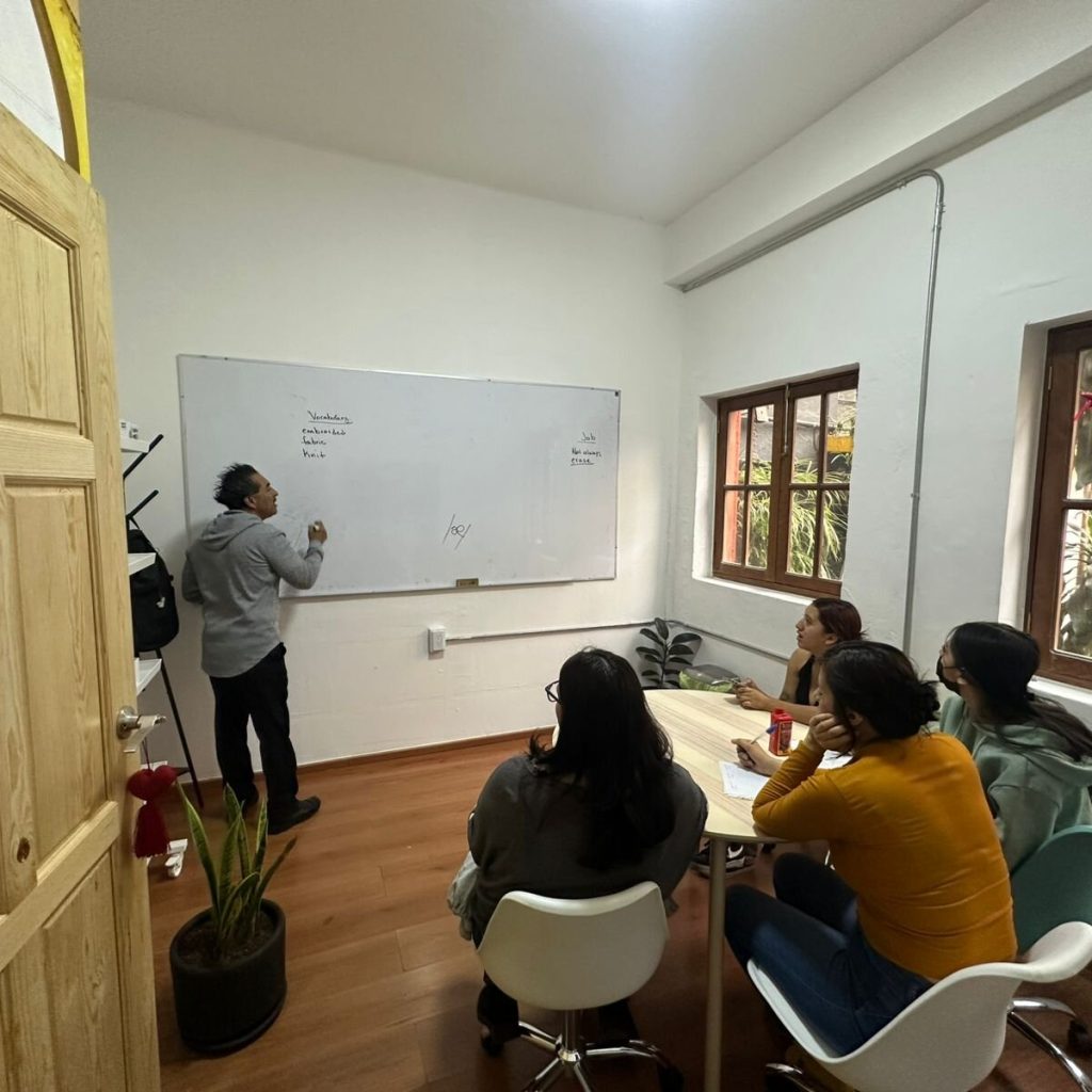 Clases de inglés en persona: aprende, practica y avanza Clases de inglés en persona: aprende, practica y avanza